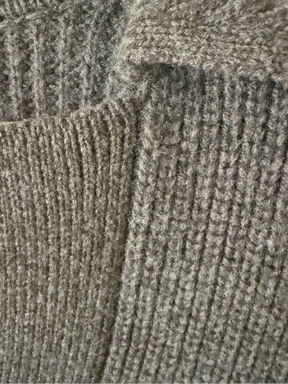 Rails grey Ribbed V-Neck Collared Sweater - Picture 6 of 6